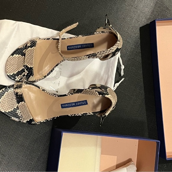 New in Box Stuart Weitzman Nearly Nude Heels in Roccia Animal Print - Picture 4 of 4